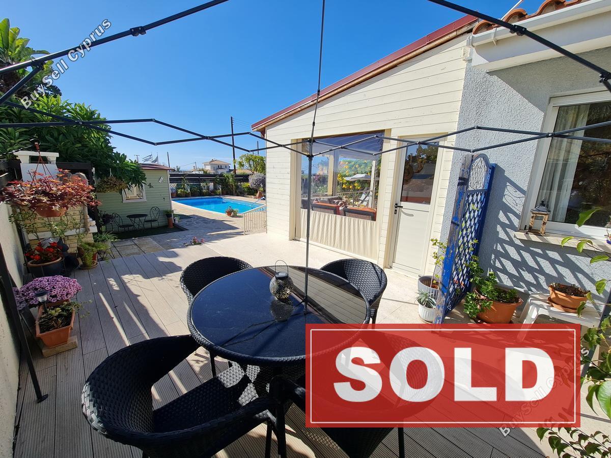 2 bedroom detached house sold emba paphos 7701221 image 10000828