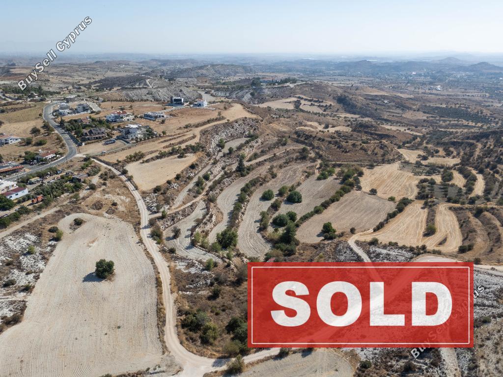 land sold pera orinis nicosia 946031 image 3689694