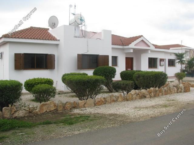 3 bedroom bungalow for sale peyia paphos 7739831 image 12578943