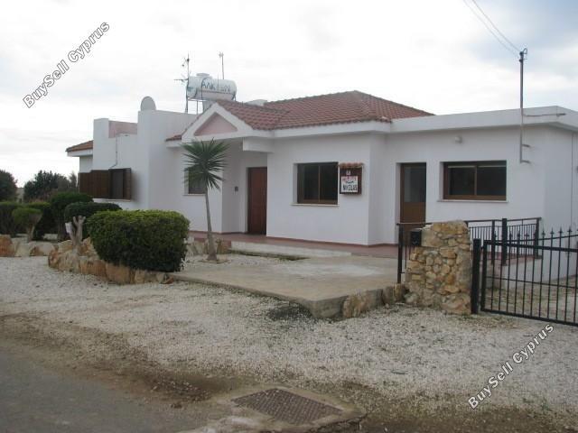 3 bedroom bungalow for sale peyia paphos 7739831 image 12578944
