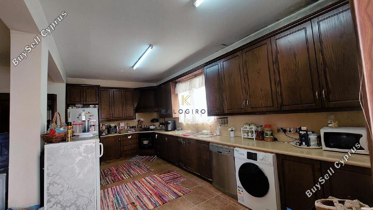 3 bedroom apartment for sale chrysopolitissa larnaca 1649541 image 5638428
