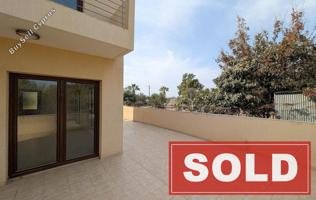 2 bedroom semi detached house sold kiti larnaca 7957741 image 11407050