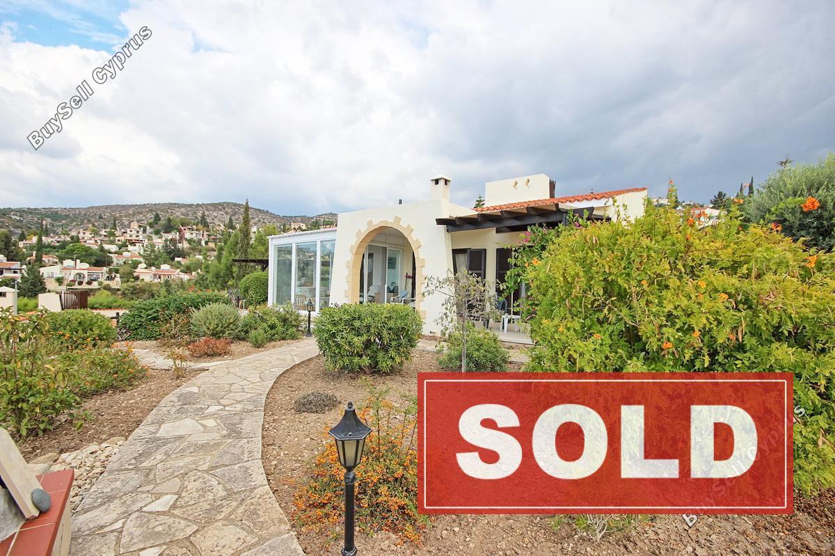 2 bedroom bungalow sold tala paphos 670751 image 395300