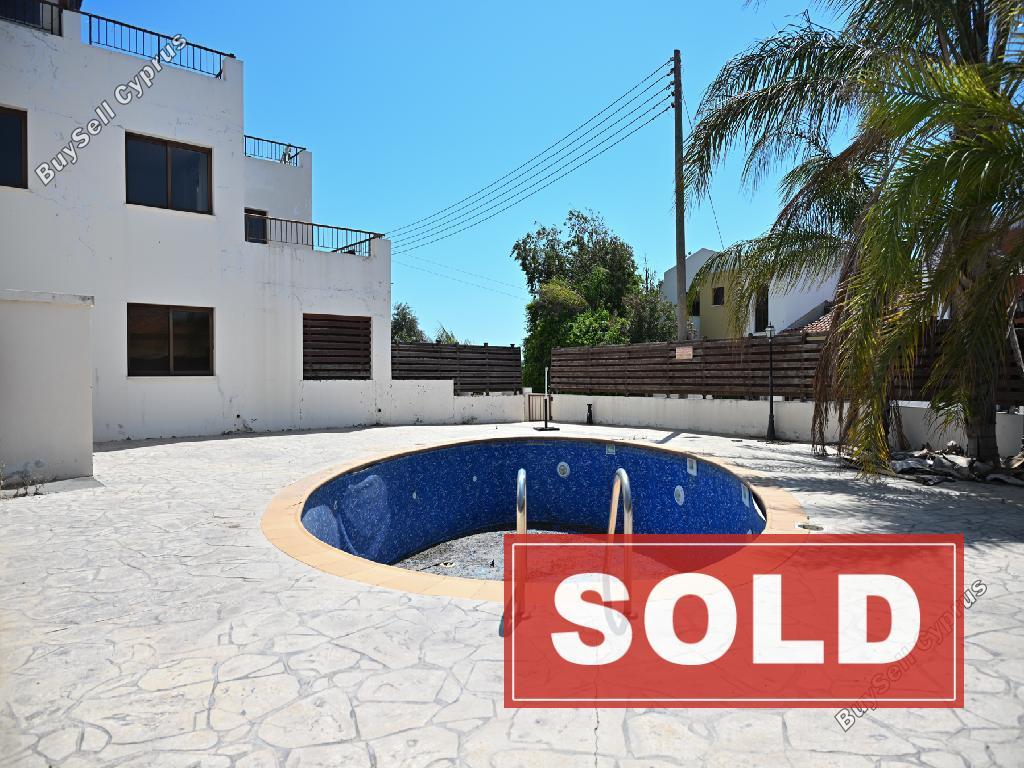 2 bedroom ground floor apartment sold pervolia larnaca 8700471 image 16225278