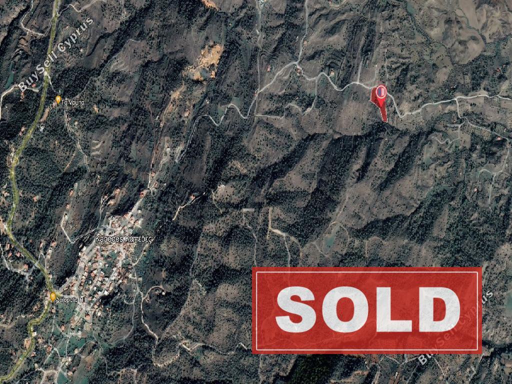 land sold kapedes nicosia 1048471 image 3365737