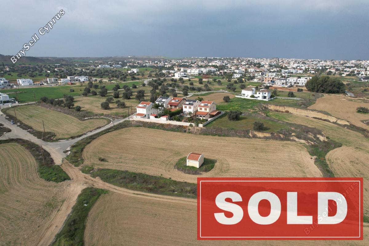 land sold tseri nicosia 1182571 image 4869014