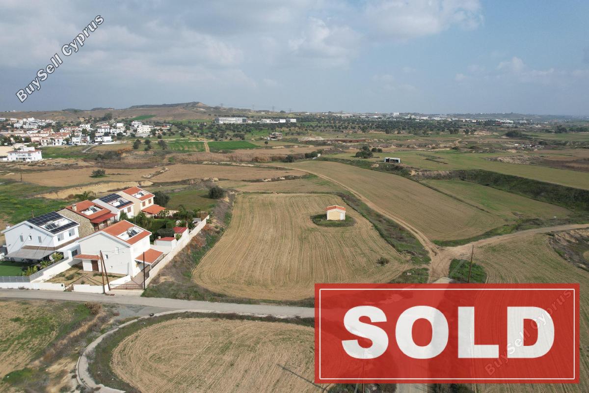 land sold tseri nicosia 1182571 image 4869019