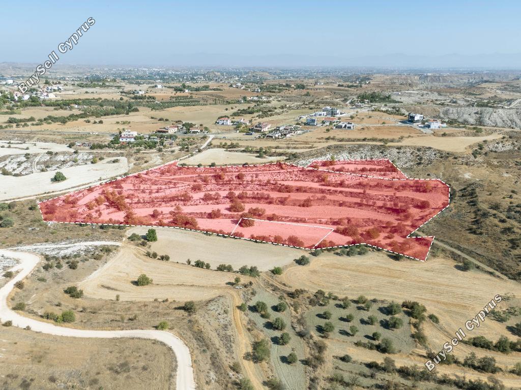 33594 SQM Land for sale in Pera Orinis, Nicosia 16683897