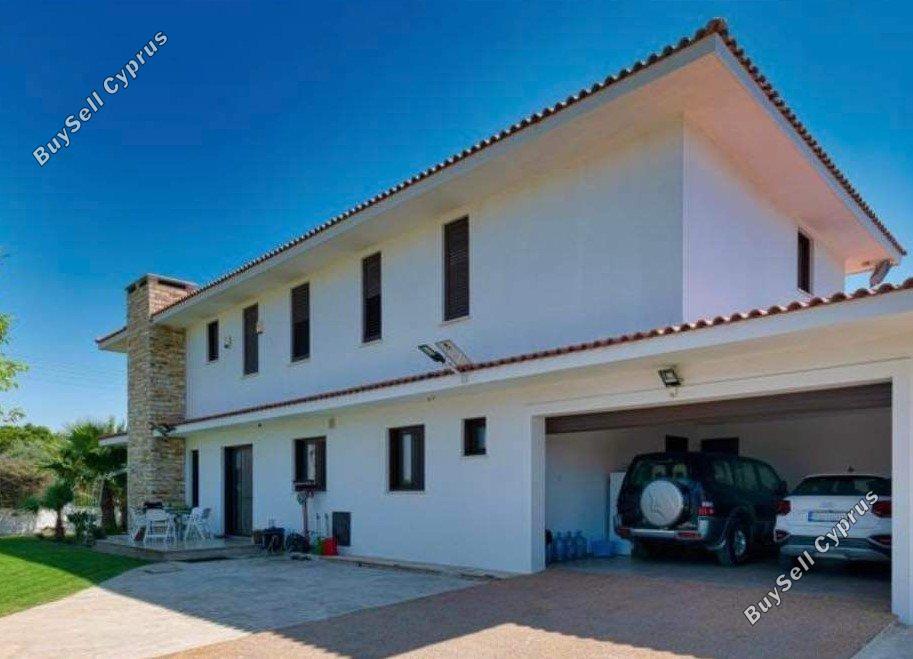 6 bedroom detached house for sale dromolaxia larnaca 1681771 image 4378716