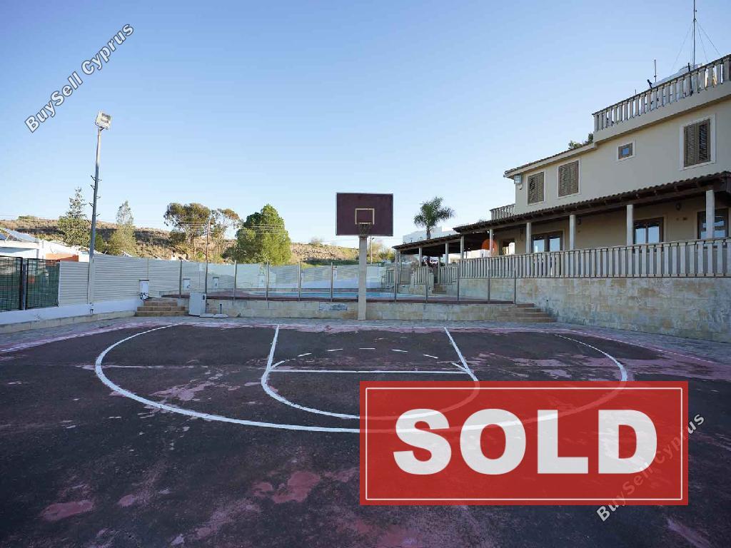 5 bedroom detached house sold tseri nicosia 8004871 image 12755714