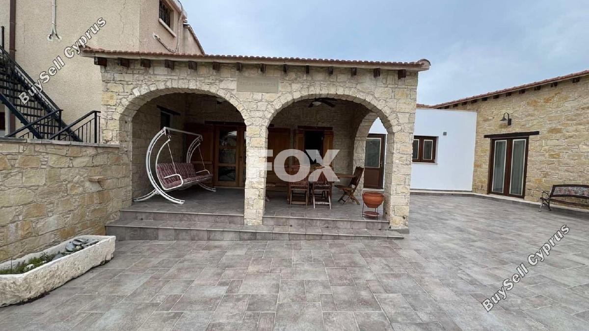 4 bedroom bungalow for rent agios tychonas limassol 1703181 image 14870581