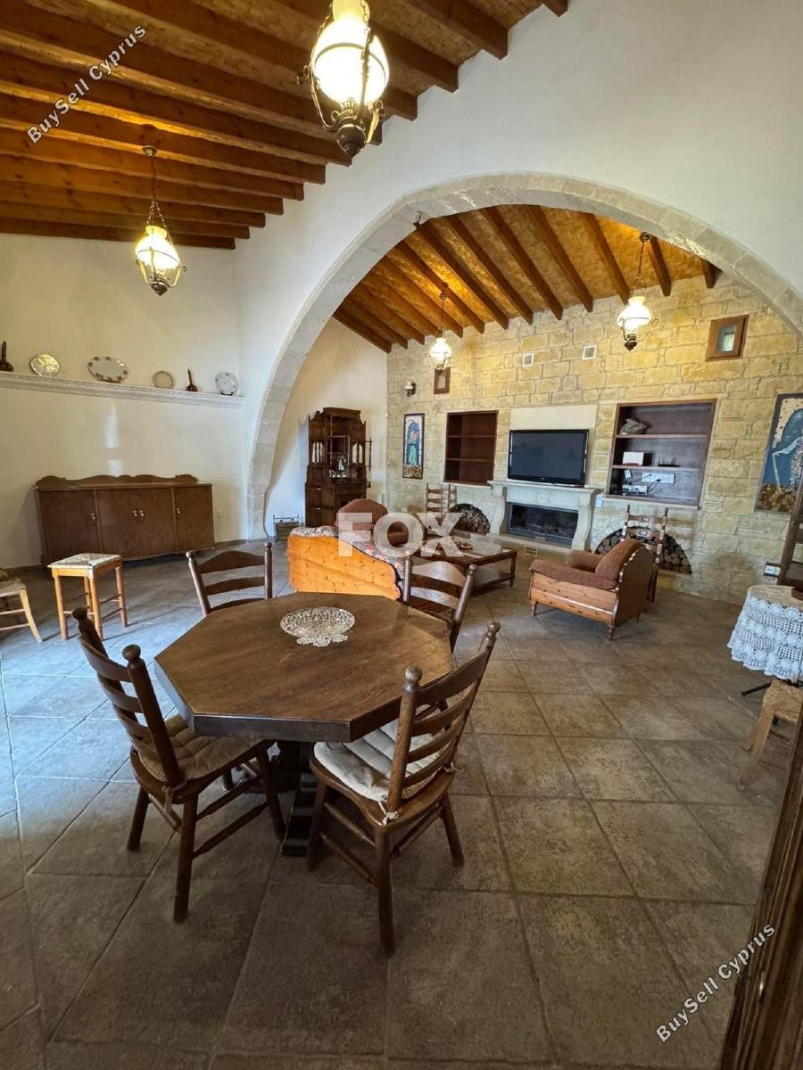 4 bedroom bungalow for rent agios tychonas limassol 1703181 image 14870624