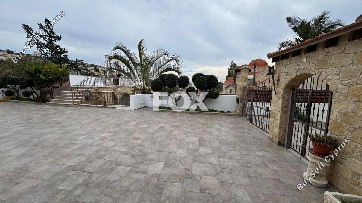 4 bedroom bungalow for rent agios tychonas limassol 1703181 image 14870630