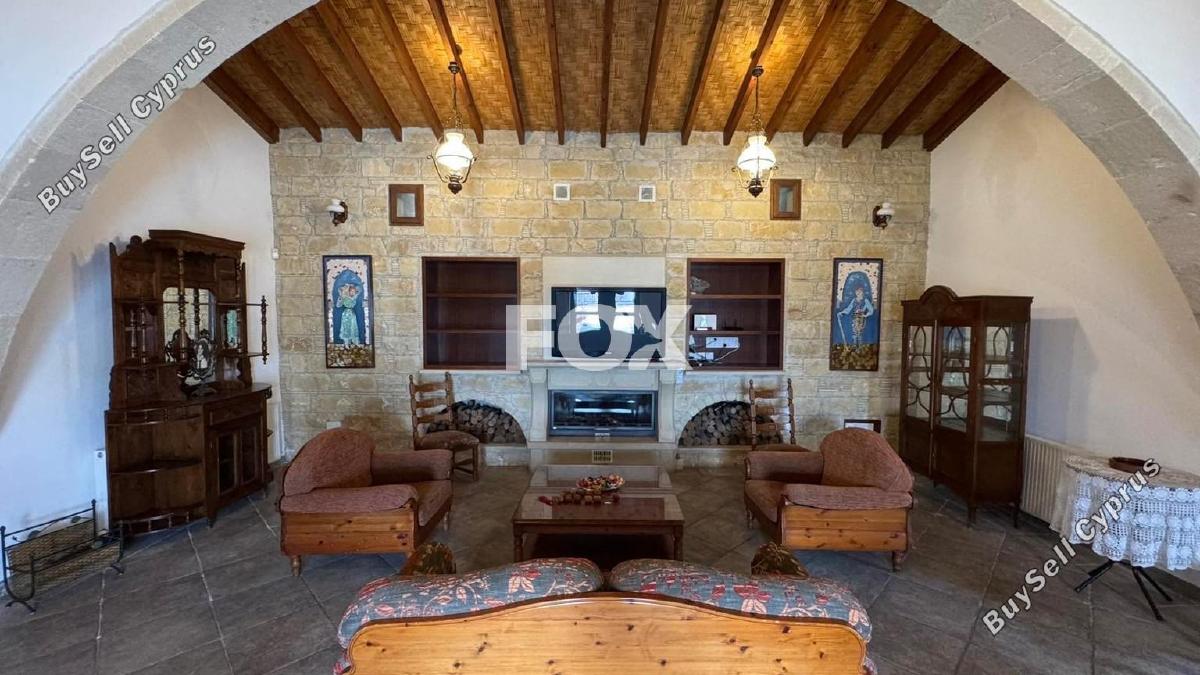 4 bedroom bungalow for rent agios tychonas limassol 1703181 image 14870637