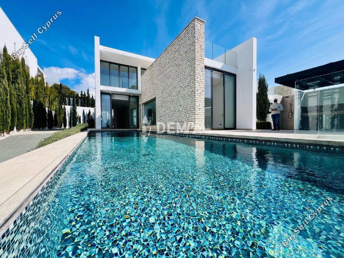 5 Bedroom Detached house for sale in Saint George Peyia, Paphos 16651064
