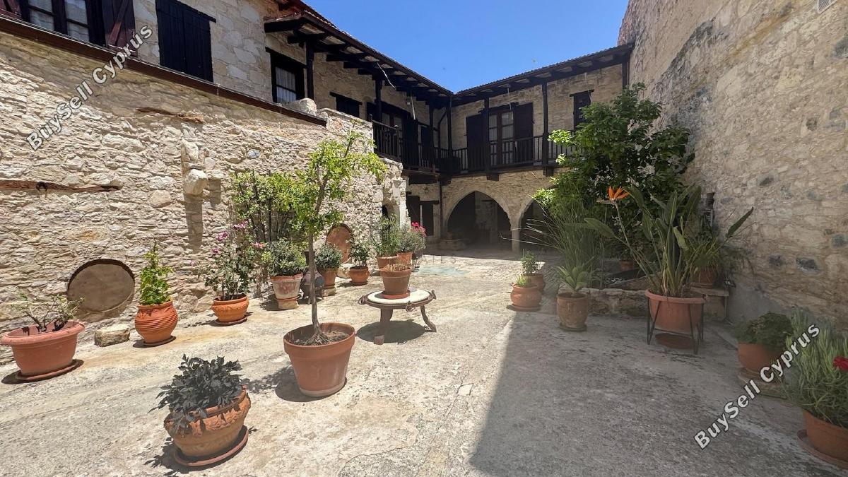 4 Bedroom Detached house for sale in Omodos, Limassol 14516209