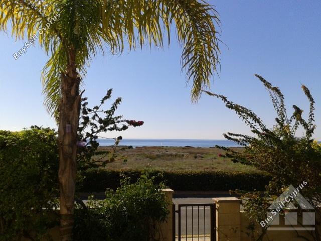 3 Bedroom Detached house for sale in Pervolia, Larnaca 16533597