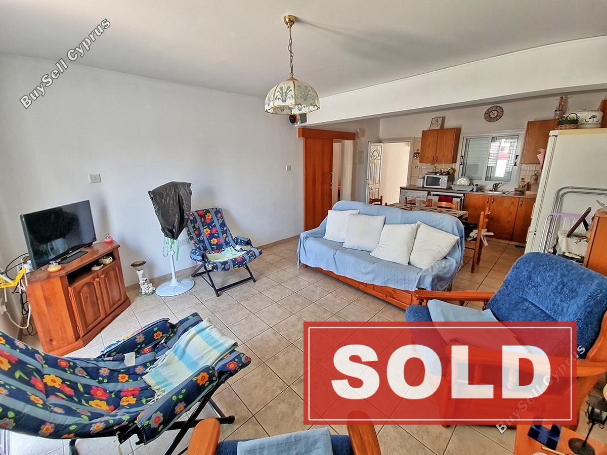 2 bedroom ground floor apartment sold kapparis famagusta 1909002 image 7362108