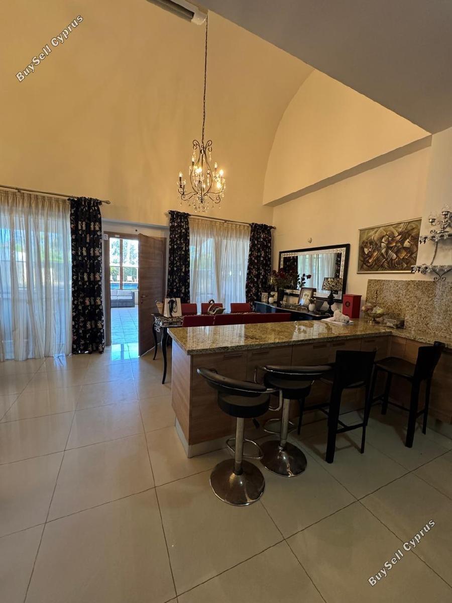 6 bedroom apartment for sale agios tychonas limassol 1940202 image 12725021