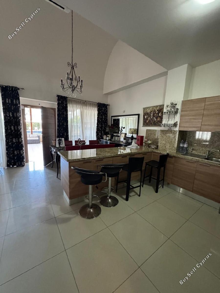 6 bedroom apartment for sale agios tychonas limassol 1940202 image 12725028