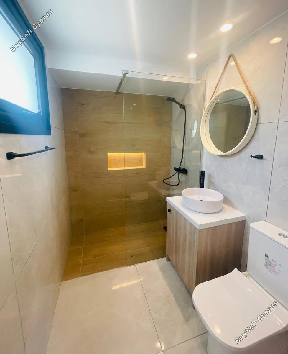 4 bedroom apartment for sale agios tychonas limassol 1677702 image 4341642