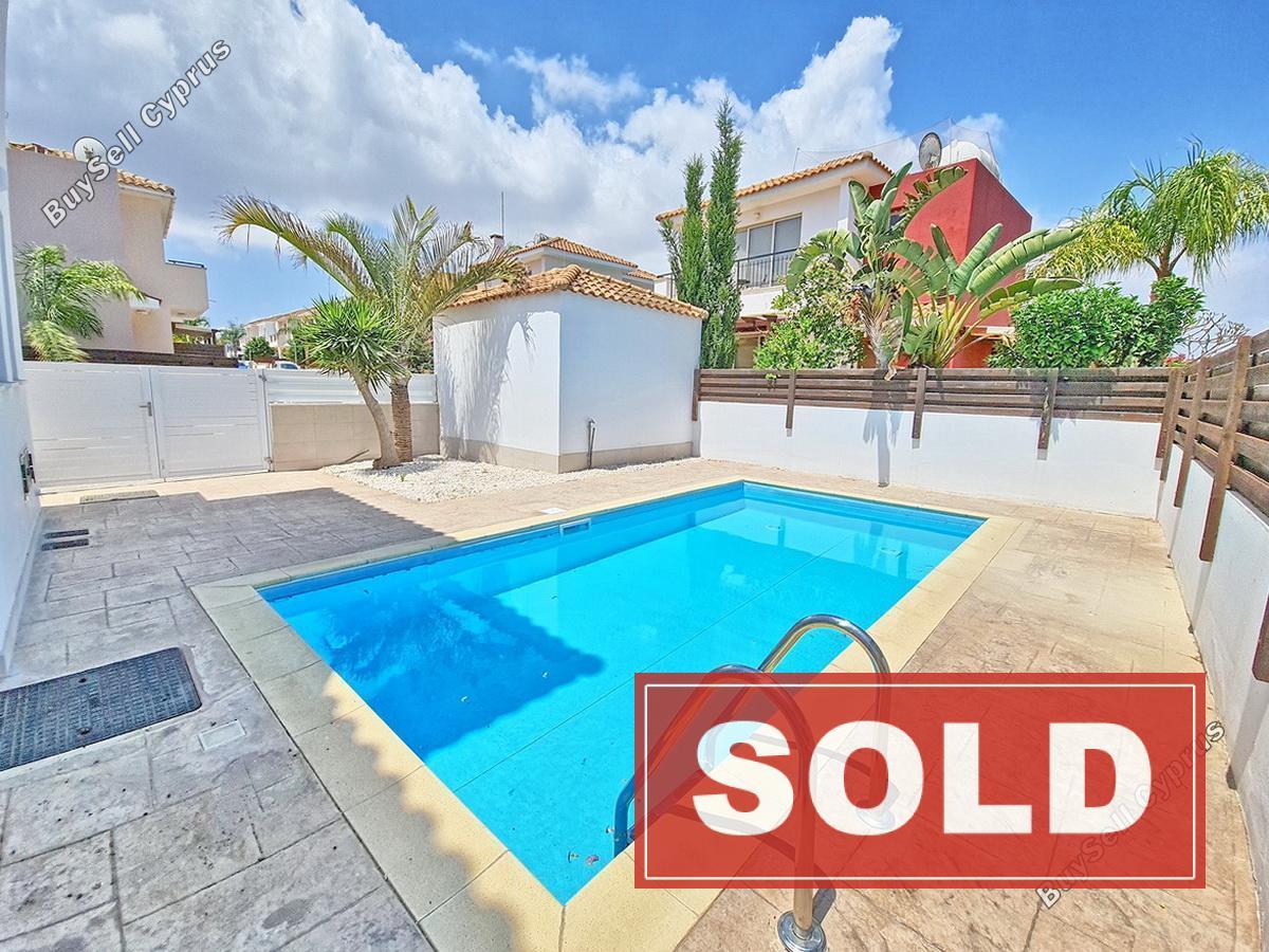 2 bedroom detached house sold kapparis famagusta 1076312 image 1256306