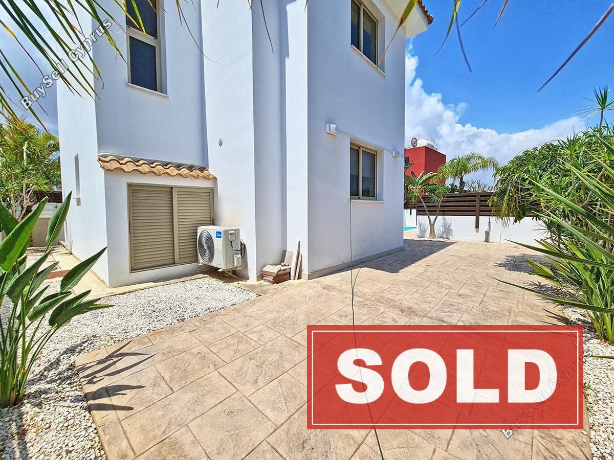 2 bedroom detached house sold kapparis famagusta 1076312 image 1256315