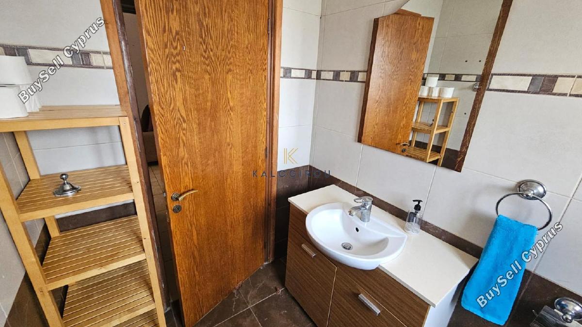 3 bedroom apartment for rent faneromeni larnaca 8382512 image 14944065