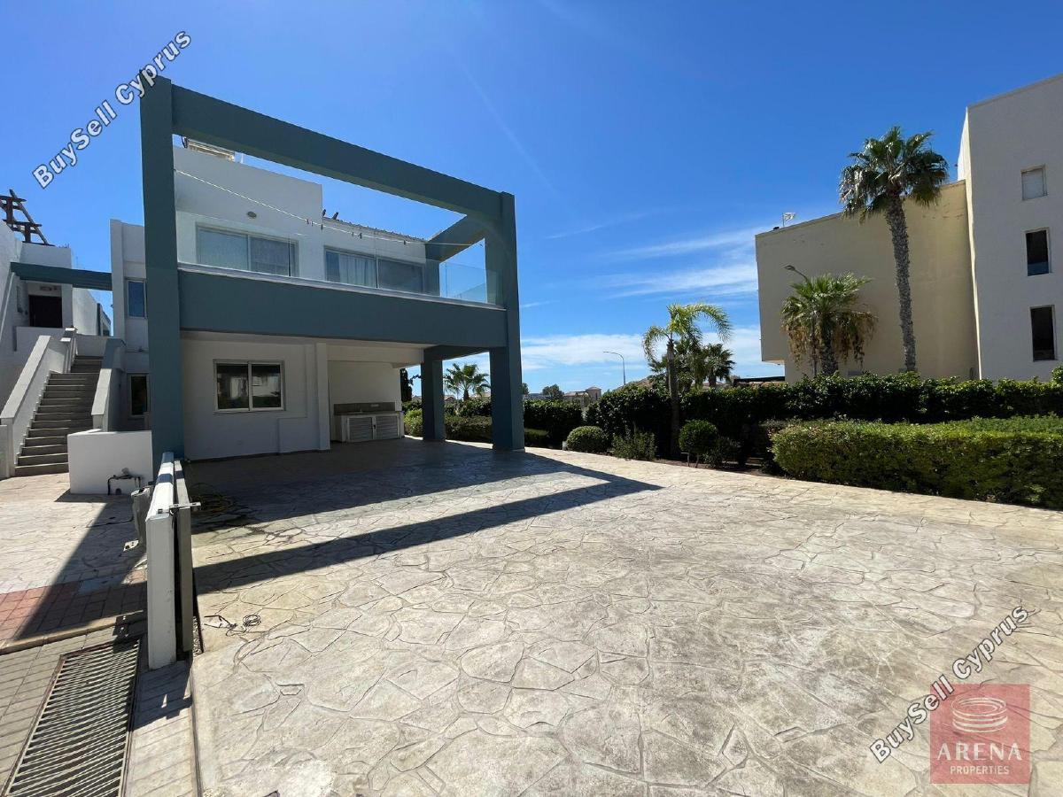 3 bedroom apartment for sale pervolia larnaca 1602522 image 13147262