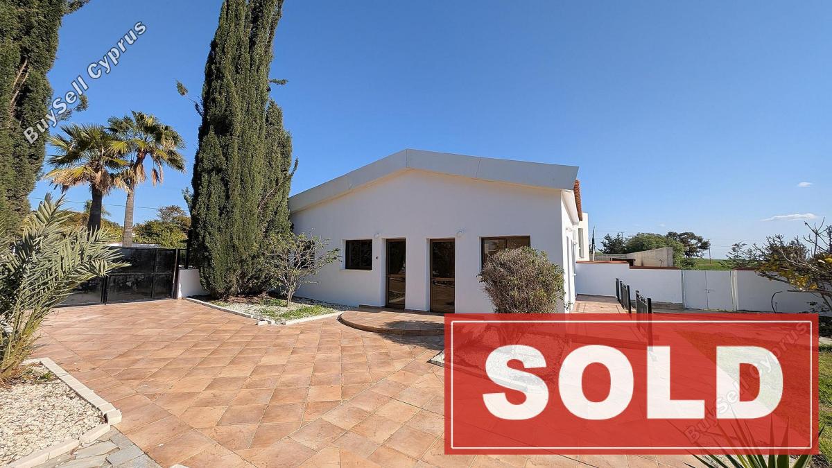 7 bedroom detached house sold dekeleia larnaca 8145822 image 13424154