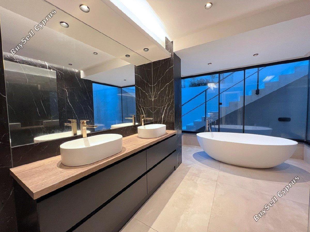 7 bedroom detached house for sale strovolos nicosia 1682732 image 4387194