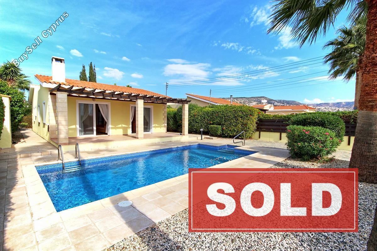 3 bedroom bungalow sold sea caves peyia paphos 761142 image 618266