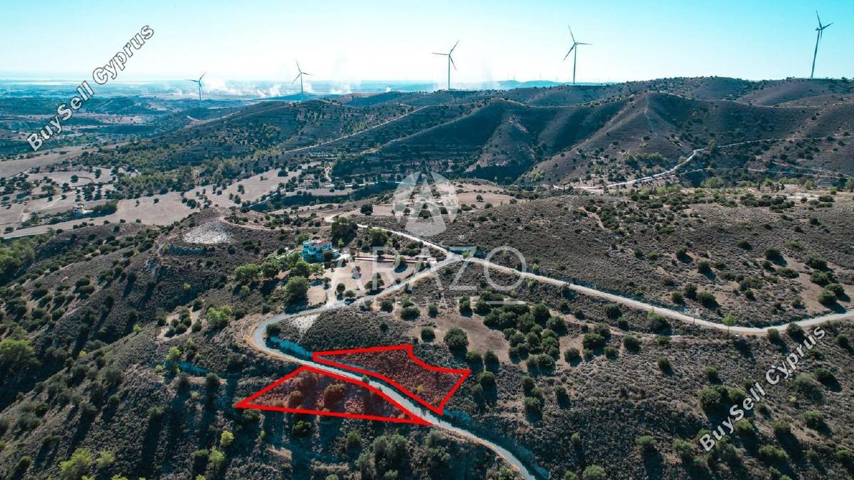 1673 SQM Land for sale in Agia Anna, Larnaca 7141607
