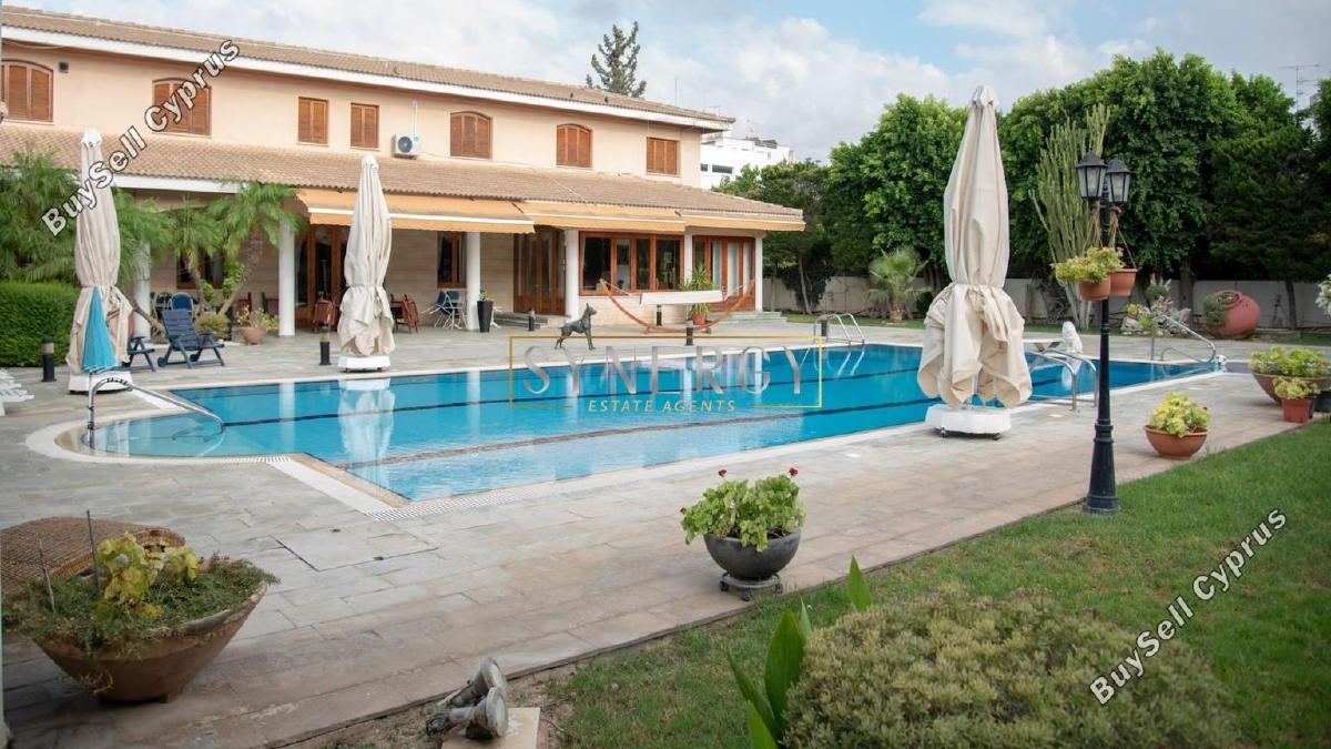 10 Bedroom Detached house for sale in Parissinos, Nicosia 16738950