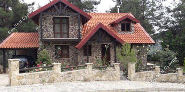 3 Bedroom Detached house for sale in Pera Pedi, Limassol 9242721
