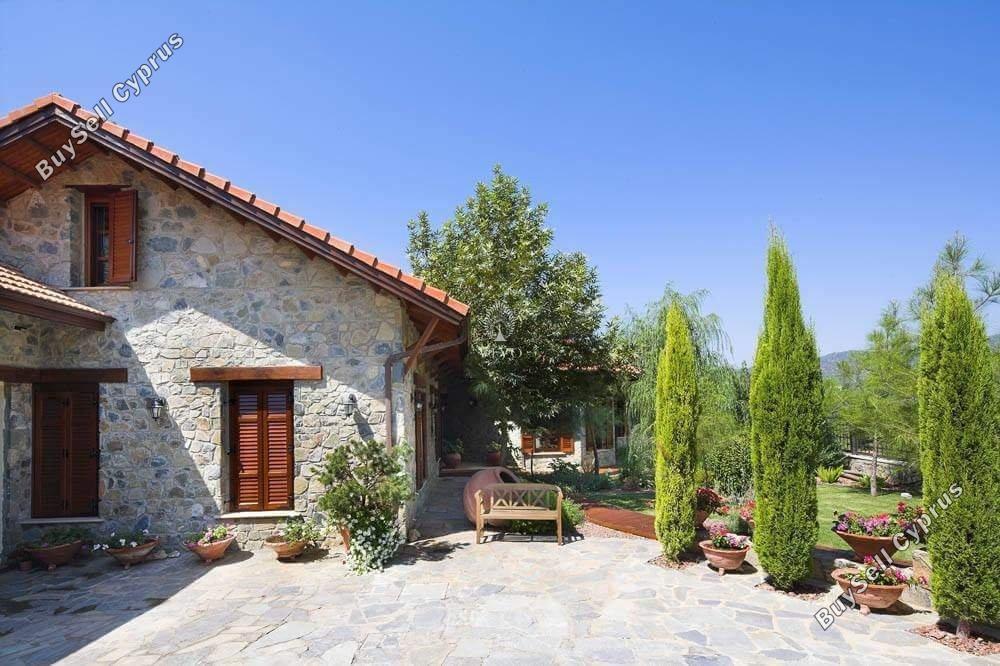6 bedroom detached house for sale trimiklini limassol 979252 image 6529196