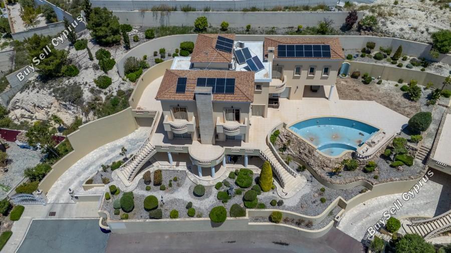 6 Bedroom Detached house for sale in Mesa Chorio, Paphos 15806892