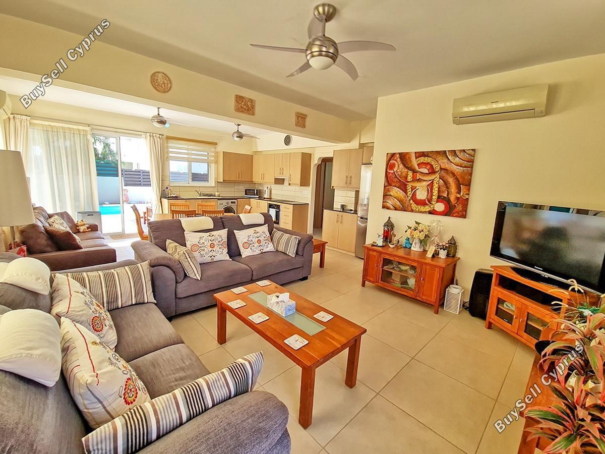 2 bedroom bungalow for sale xylofagou larnaca 1580162 image 3963572