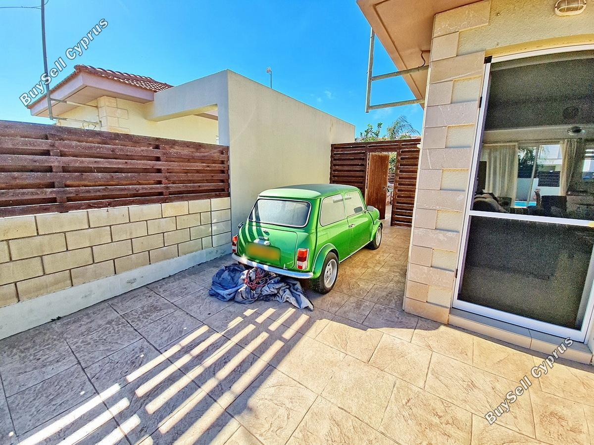 2 bedroom bungalow for sale xylofagou larnaca 1580162 image 3963577
