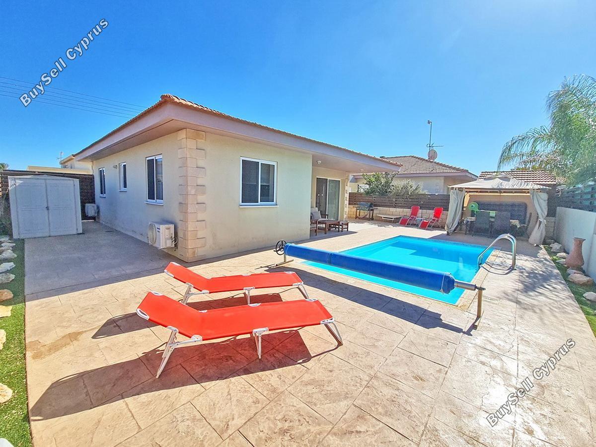 2 bedroom bungalow for sale xylofagou larnaca 1580162 image 3963581