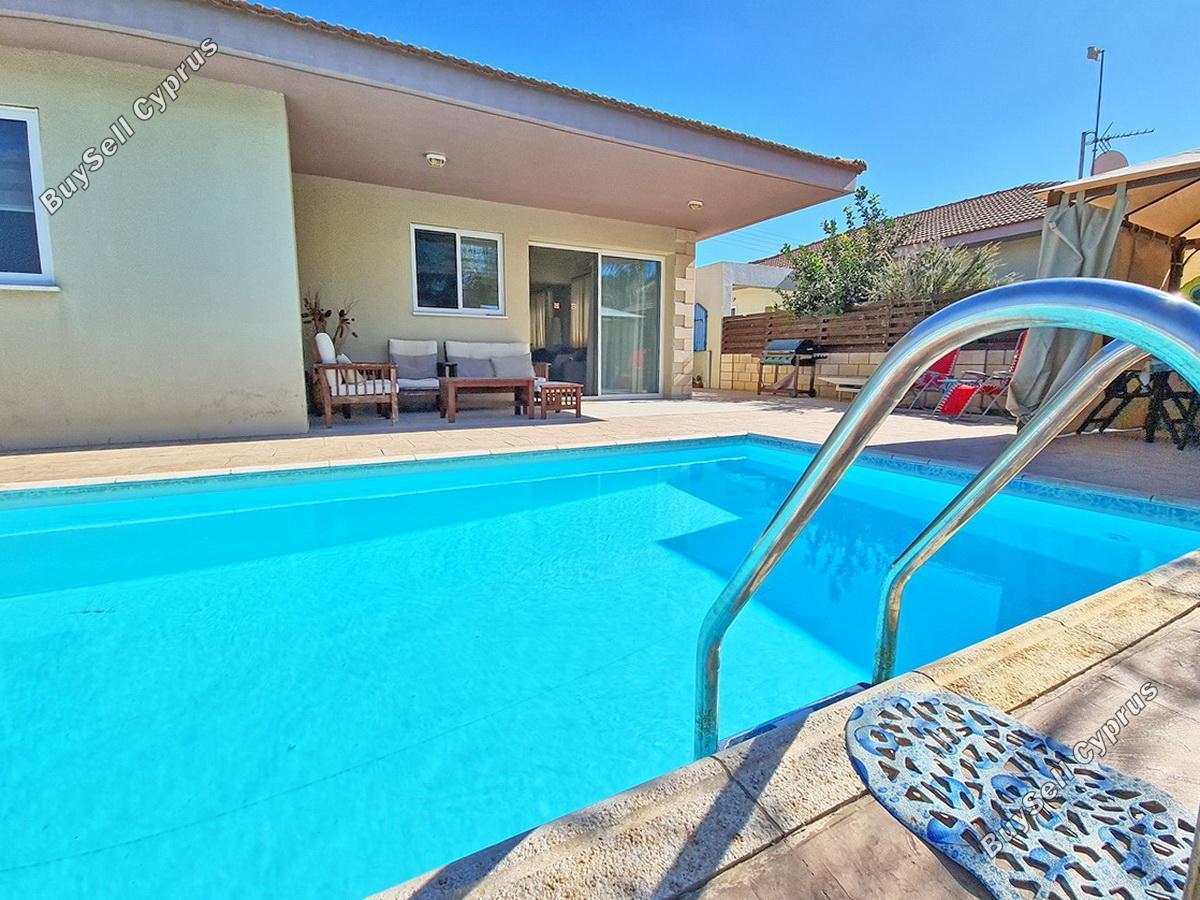 2 bedroom bungalow for sale xylofagou larnaca 1580162 image 3963587