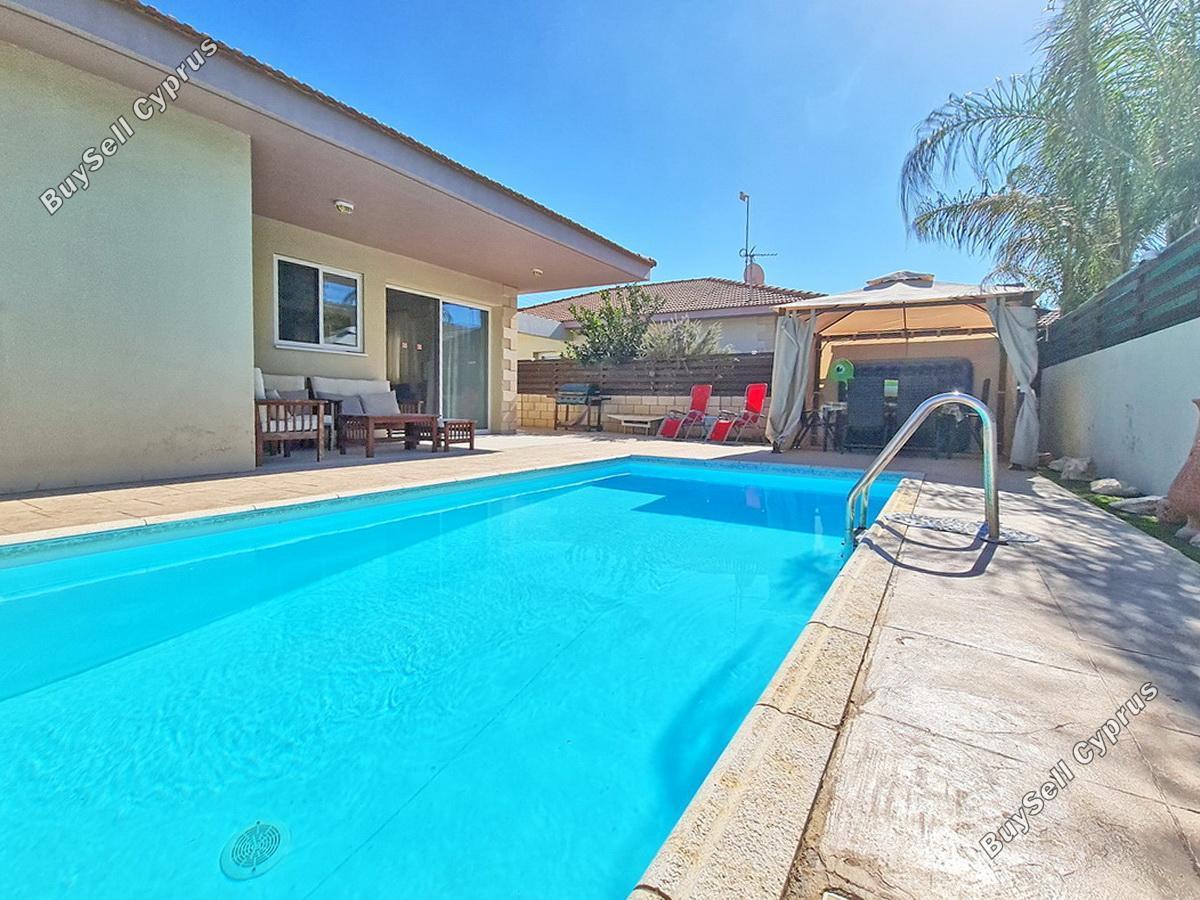 2 bedroom bungalow for sale xylofagou larnaca 1580162 image 3963588