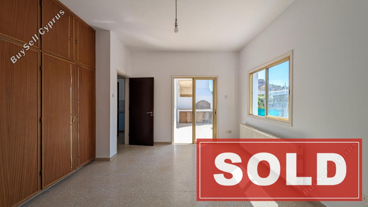 3 bedroom bungalow sold kornos larnaca 1861362 image 6806701