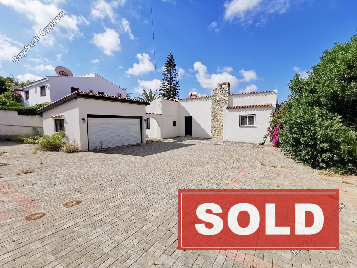 3 bedroom bungalow sold tala paphos 686762 image 412064