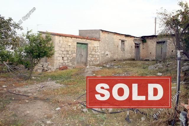 2 bedroom semi detached bungalow sold koili paphos 225372 image 193398