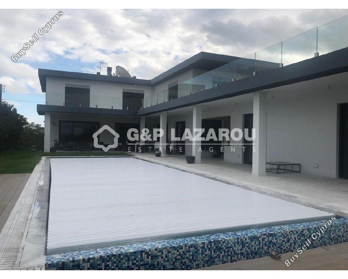 8 bedroom detached house for rent strovolos nicosia 1685472 image 9299920