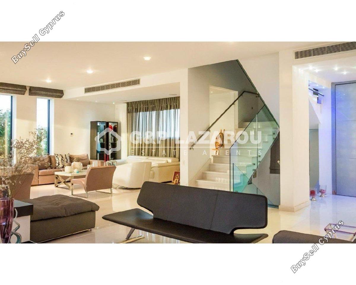 8 bedroom detached house for rent strovolos nicosia 1685472 image 9299945