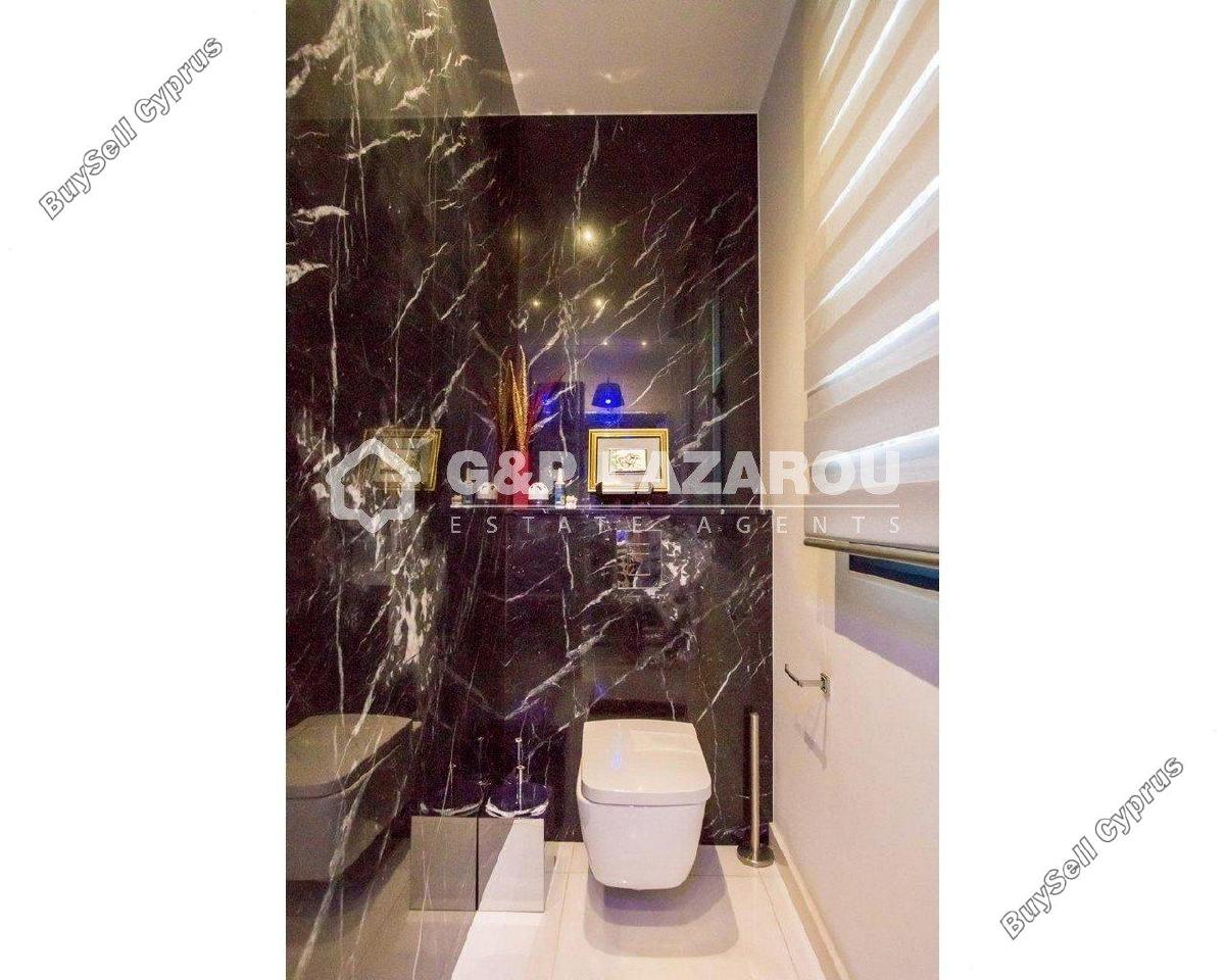 8 bedroom detached house for rent strovolos nicosia 1685472 image 9299963