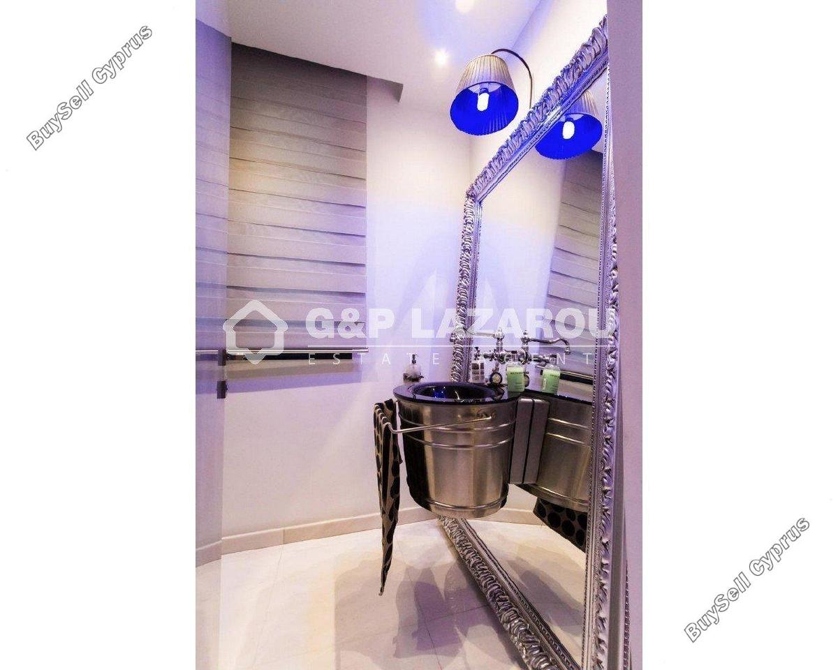 8 bedroom detached house for rent strovolos nicosia 1685472 image 9299966