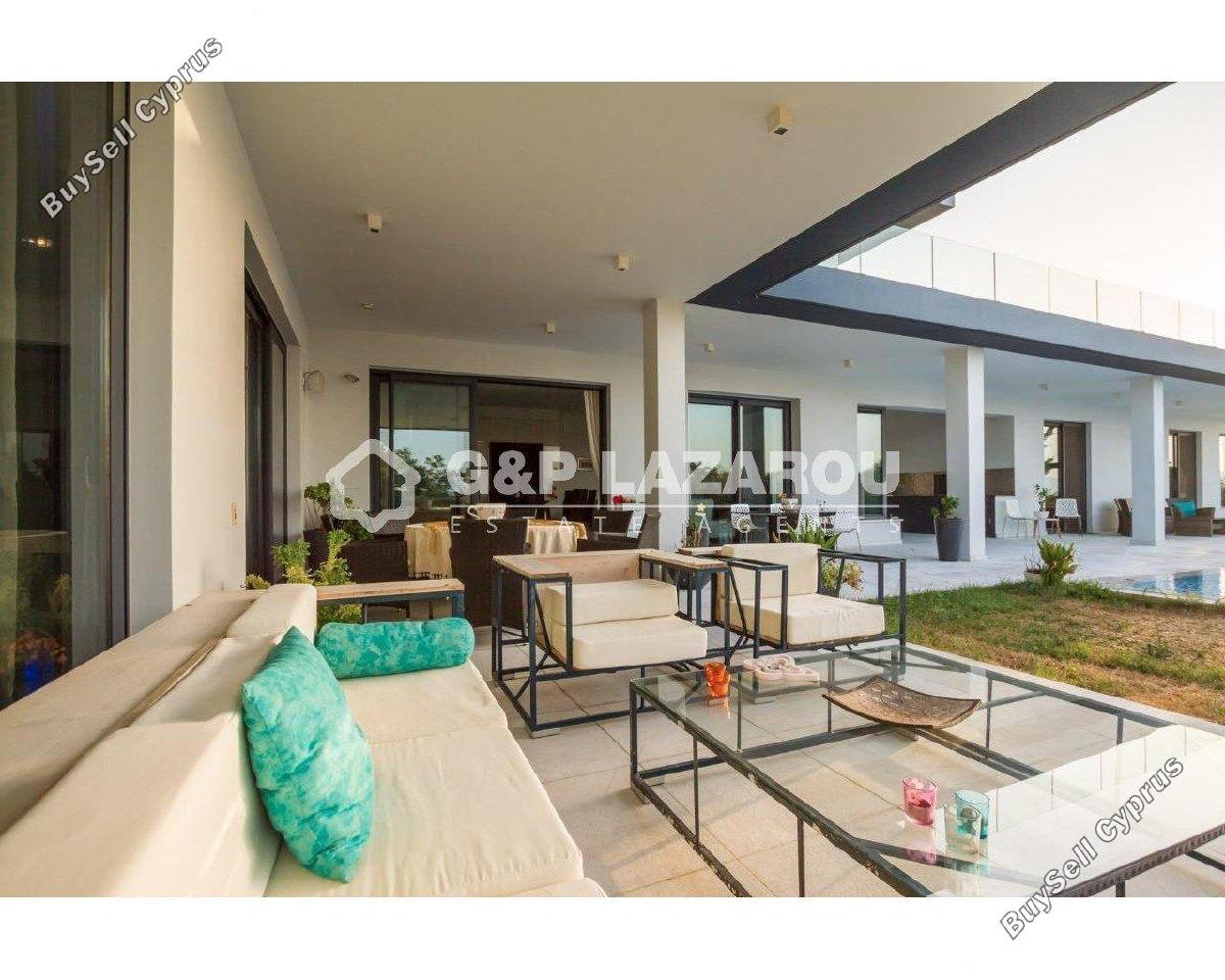 8 bedroom detached house for rent strovolos nicosia 1685472 image 9300004
